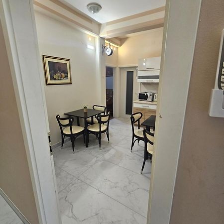 Apartman Sveti Rok Zagreb Bagian luar foto